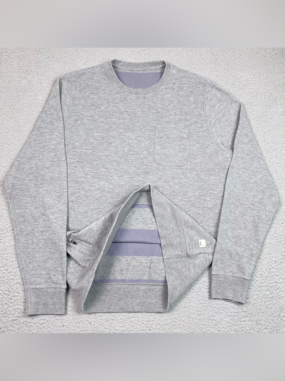 Vuori Jeffreys Pullover Men's Size L Gray Crewneck Sweatshirt Reversible EUC